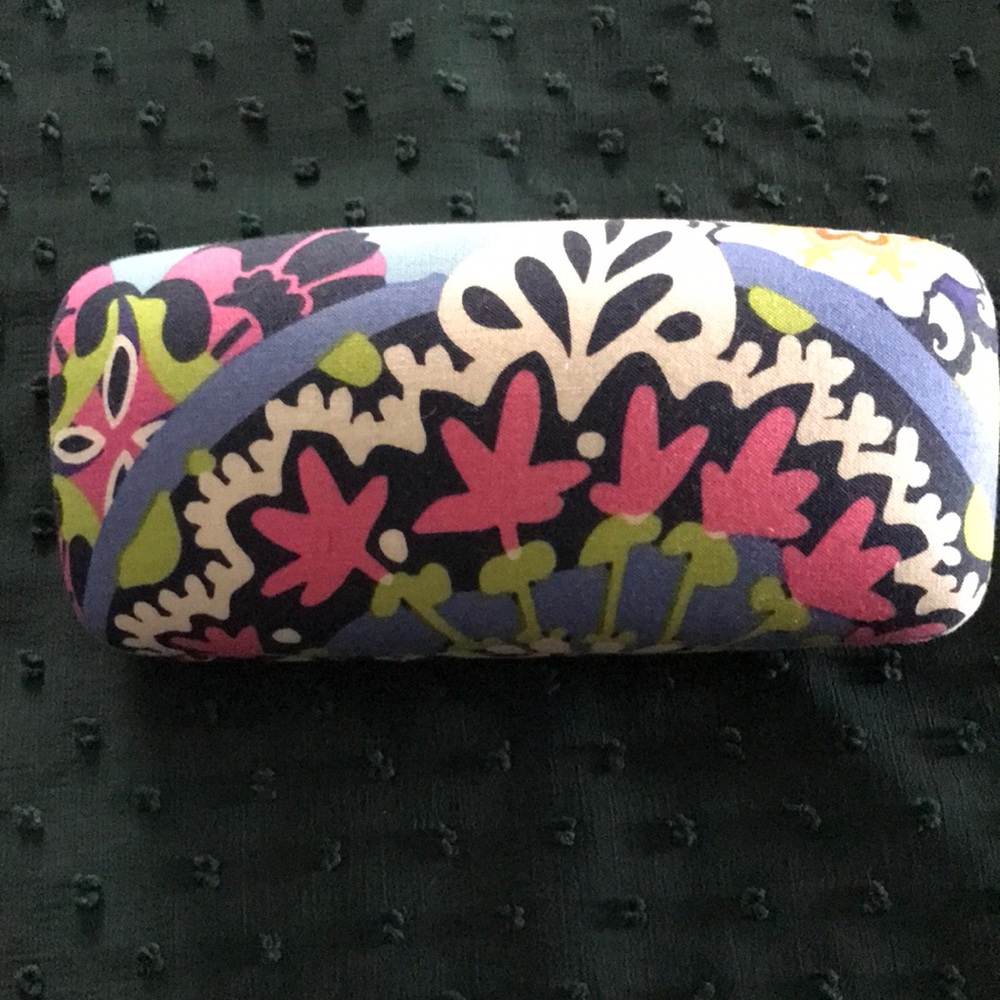 Vera Bradley Clamshell Sunglass Case